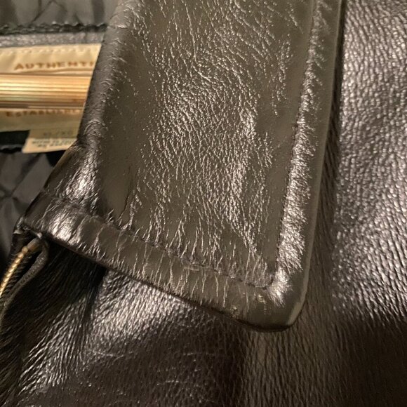 Vintage St. John's Bay Genuine Leather Men's Bomber Jacket Quilted Size XL - Picture 11 of 14